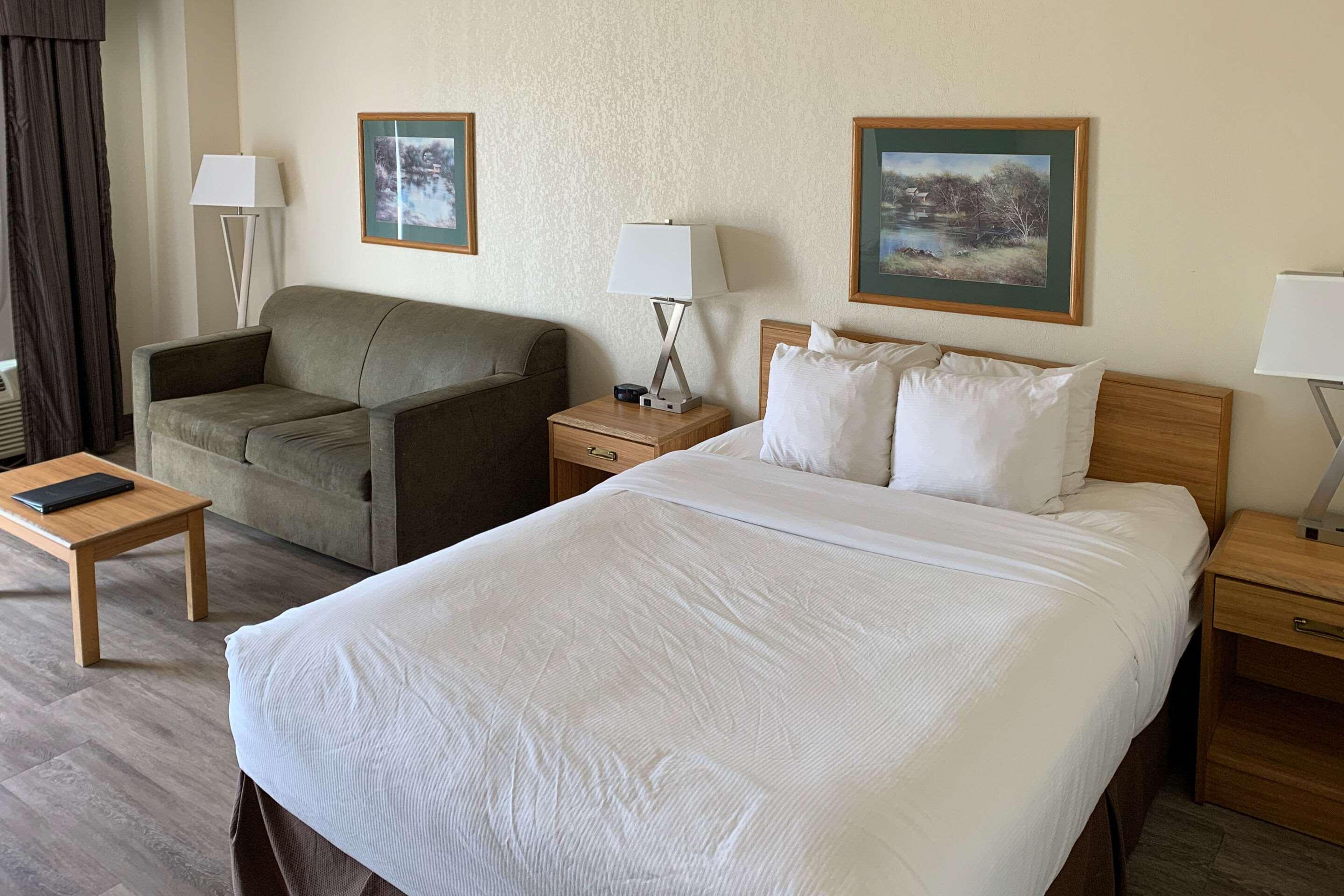 Super 8 By Wyndham Greensburg Εξωτερικό φωτογραφία