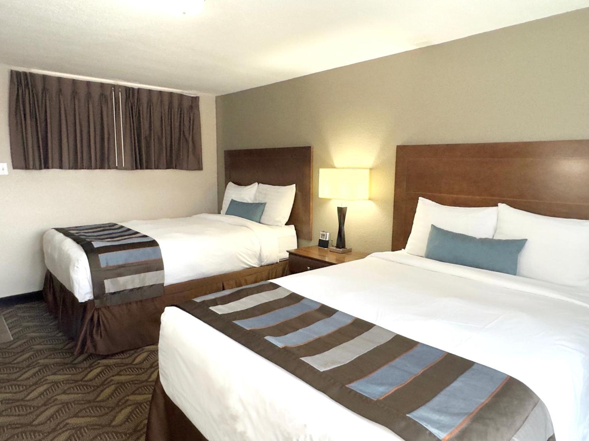 Super 8 By Wyndham Greensburg Εξωτερικό φωτογραφία