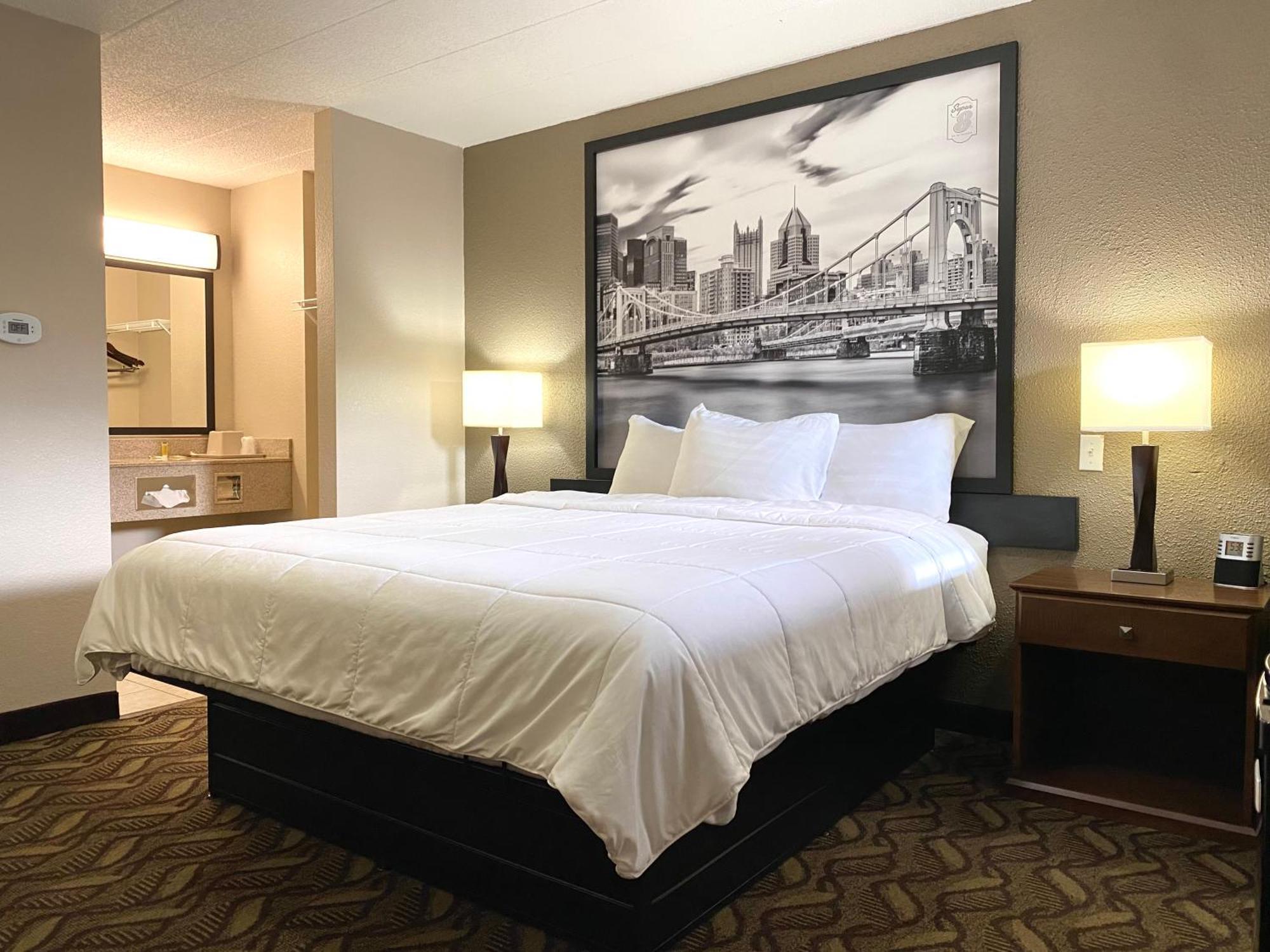 Super 8 By Wyndham Greensburg Εξωτερικό φωτογραφία